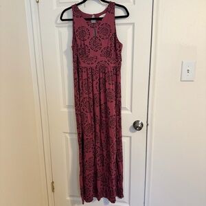 LOFT Sleeveless Maxi Dress | Size Medium | Berry Pink Printed